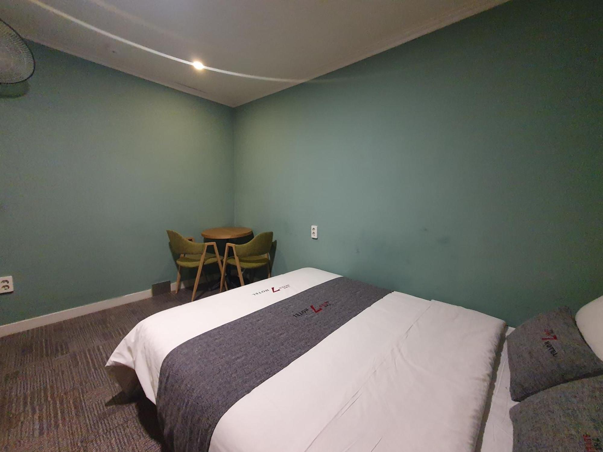 The 7 Hotel Pohang Esterno foto