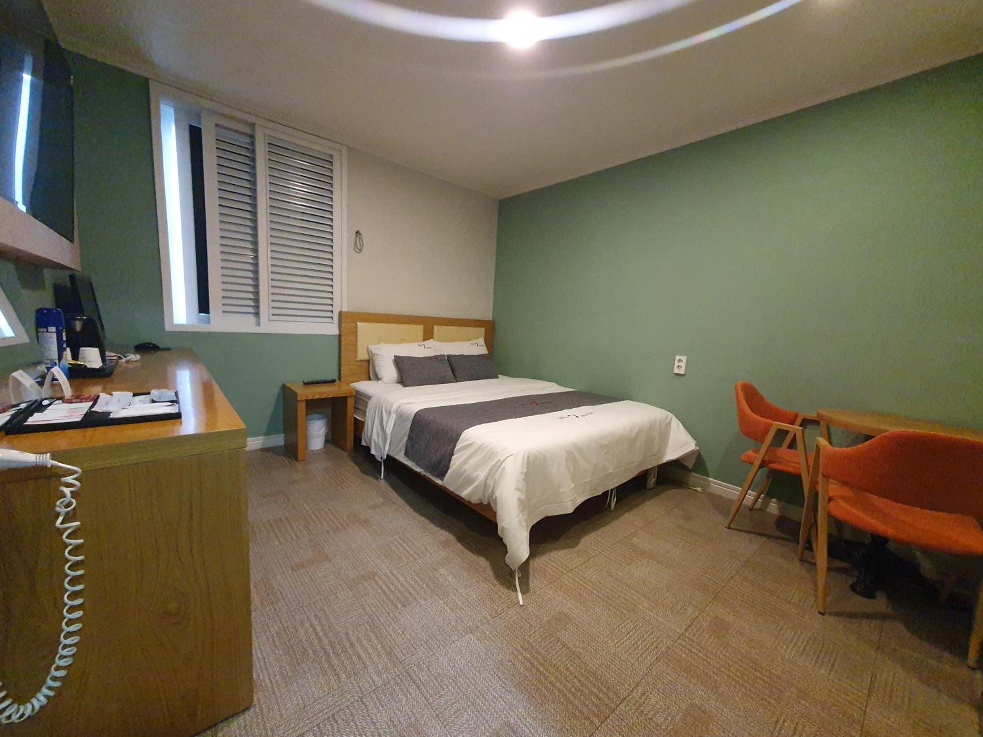 The 7 Hotel Pohang Esterno foto