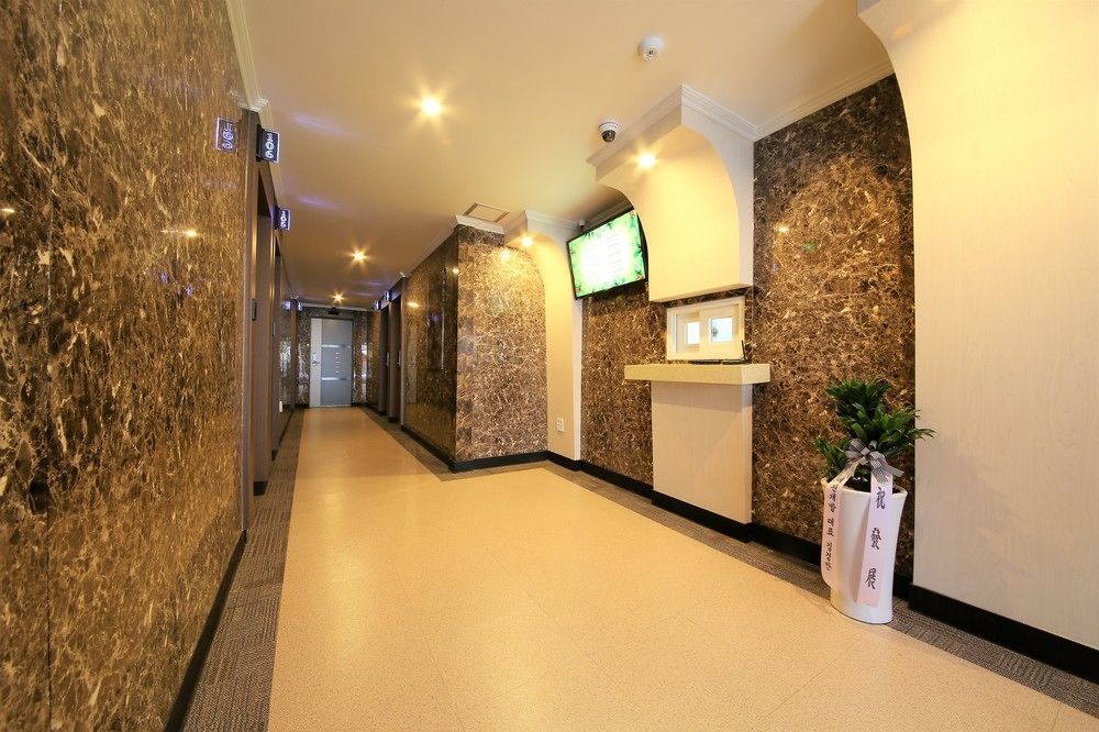 The 7 Hotel Pohang Esterno foto