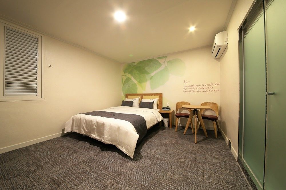 The 7 Hotel Pohang Esterno foto